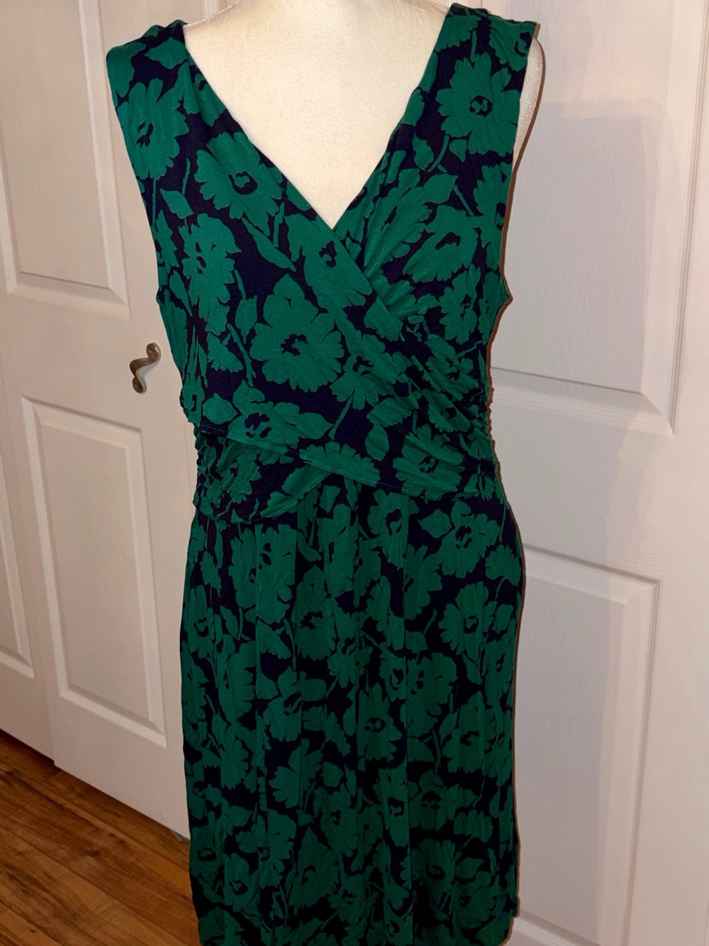 Amazon Essentials Sleeveless Navy & Green Dress - XL